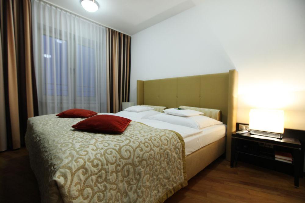 Lindner Hotel Frankfurt Main Plaza, Part Of Jdv By Hyatt Frankfurt am Main Exterior photo