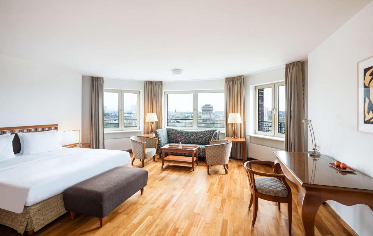 Lindner Hotel Frankfurt Main Plaza, Part Of Jdv By Hyatt Frankfurt am Main Exterior photo