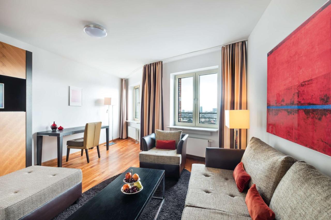 Lindner Hotel Frankfurt Main Plaza, Part Of Jdv By Hyatt Frankfurt am Main Exterior photo