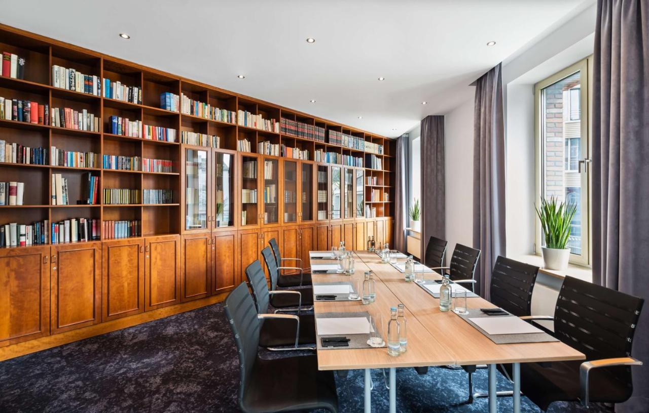 Lindner Hotel Frankfurt Main Plaza, Part Of Jdv By Hyatt Frankfurt am Main Exterior photo