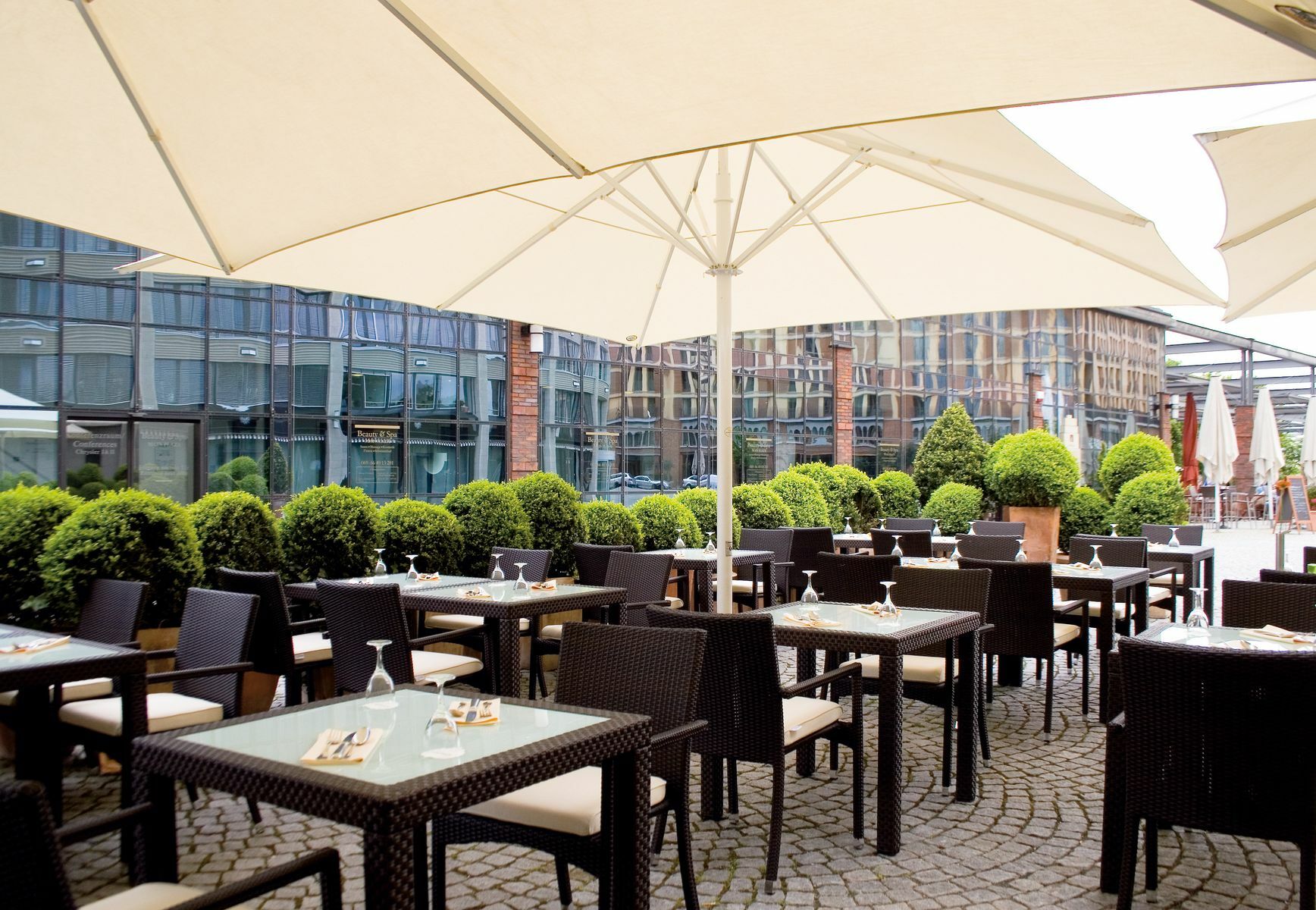 Lindner Hotel Frankfurt Main Plaza, Part Of Jdv By Hyatt Frankfurt am Main Exterior photo
